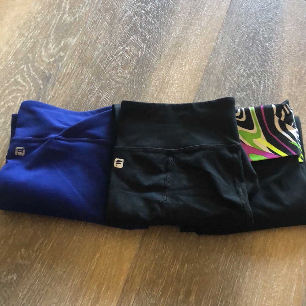 Fabletics Capri Workout Leggings - image 6